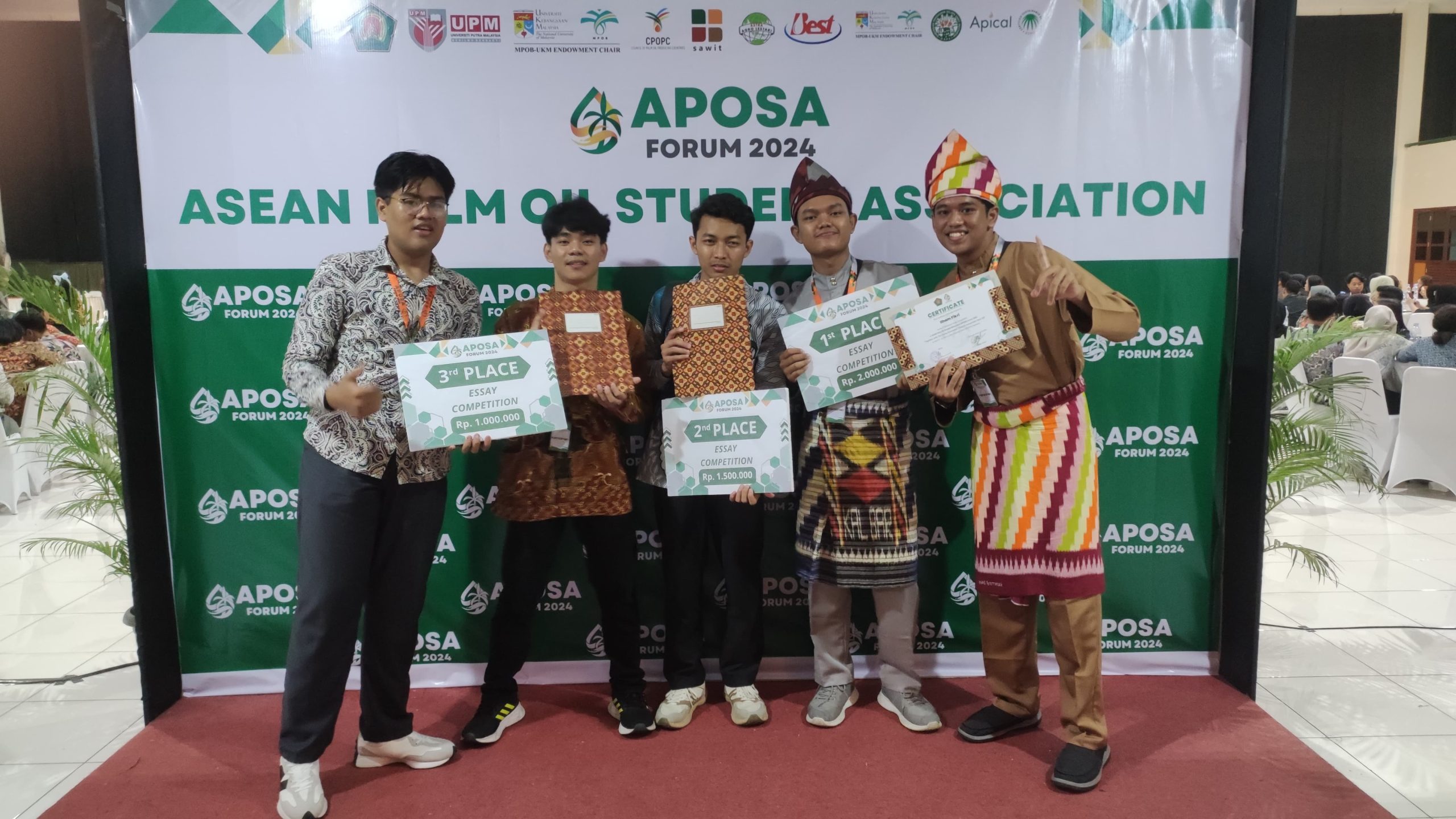 Mahasiswa UNTAN Raih Juara Pertama Kompetisi Essay Internasional ASEAN Palm Oil Students Association (APOSA) 2024