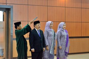 pelantikan wakil dekan fahuntan 1